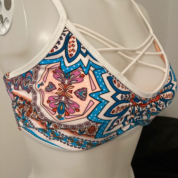 Jessica Simpson bikini (TOP ONLY) - Picture 2 of 5